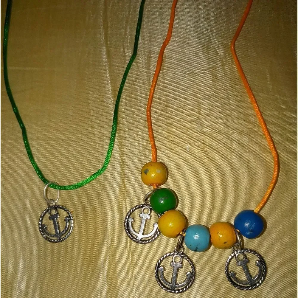 His&hers anchor charm set